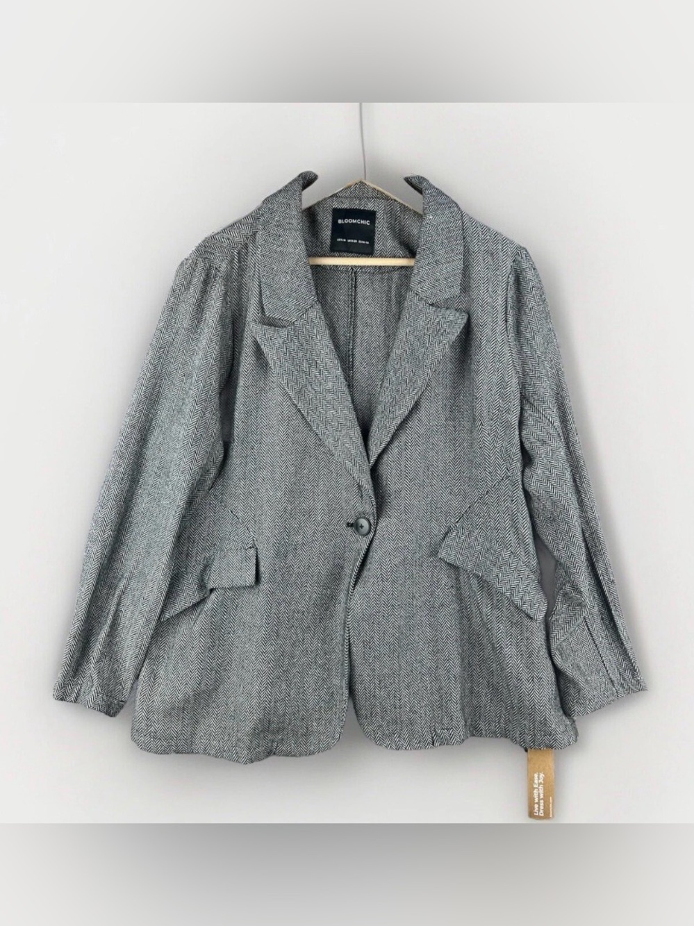 BloomChic Gray Herringbone Single-Button Blazer